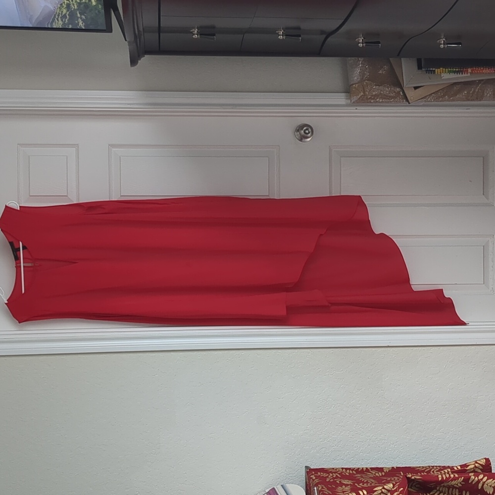 BcbgMaxazria red large dress